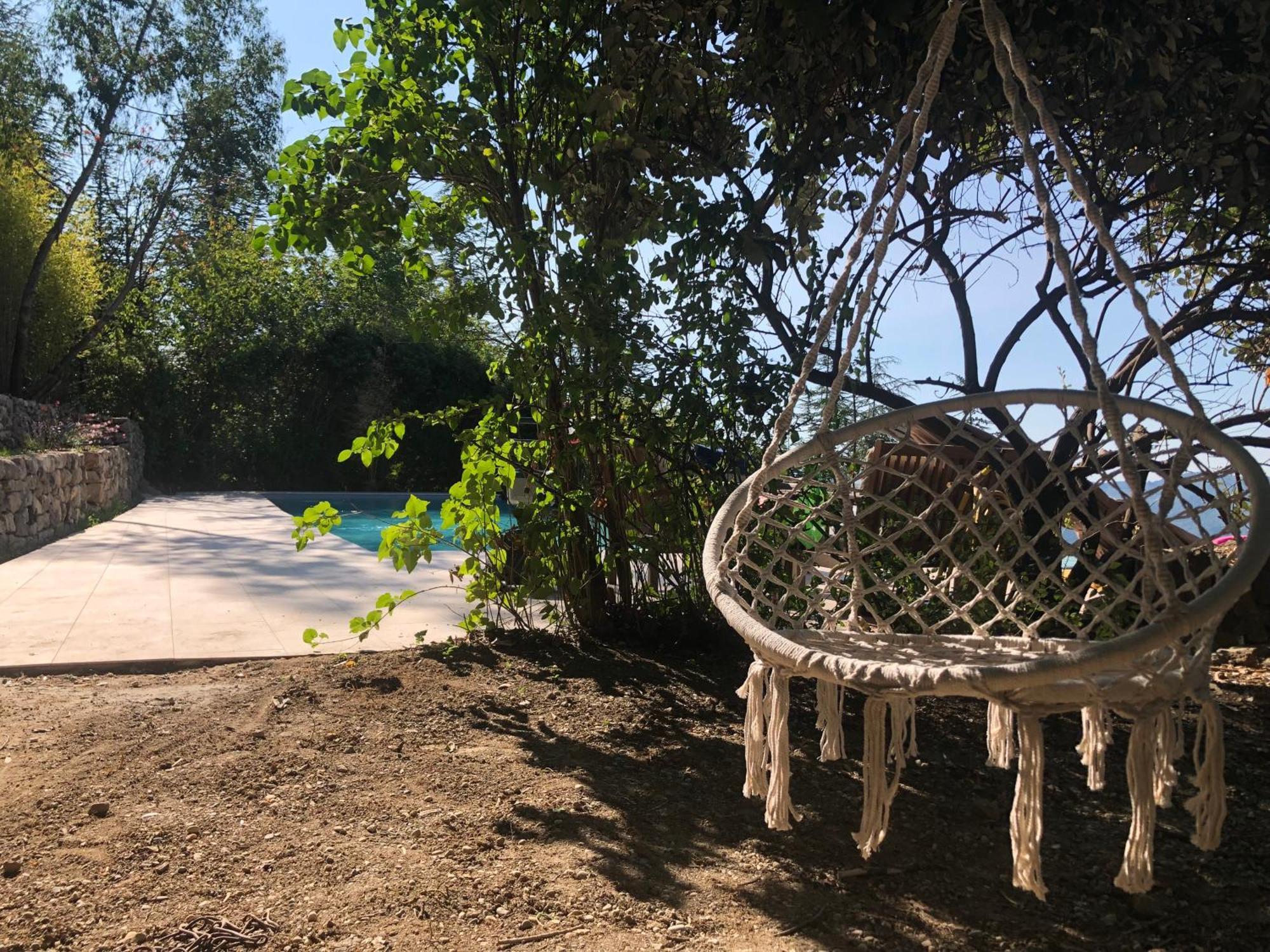 Apartment La Chataigne Perchee, Piscine Et Nature Chirols