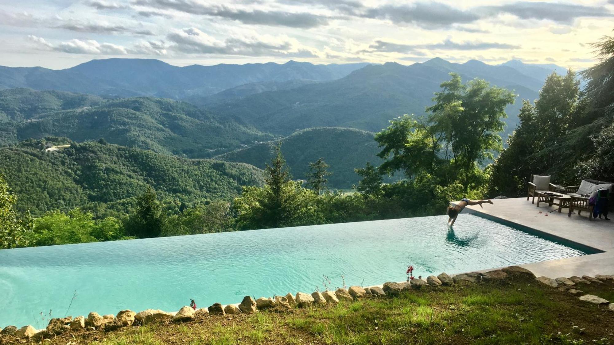La Chataigne Perchee, Piscine Et Nature * Chirols