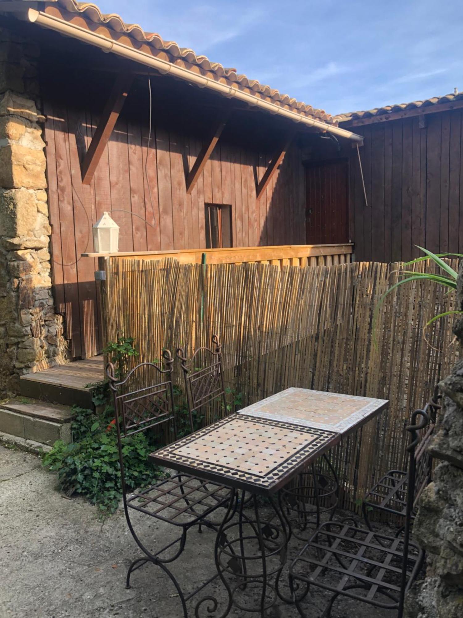 La Chataigne Perchee, Piscine Et Nature Chirols