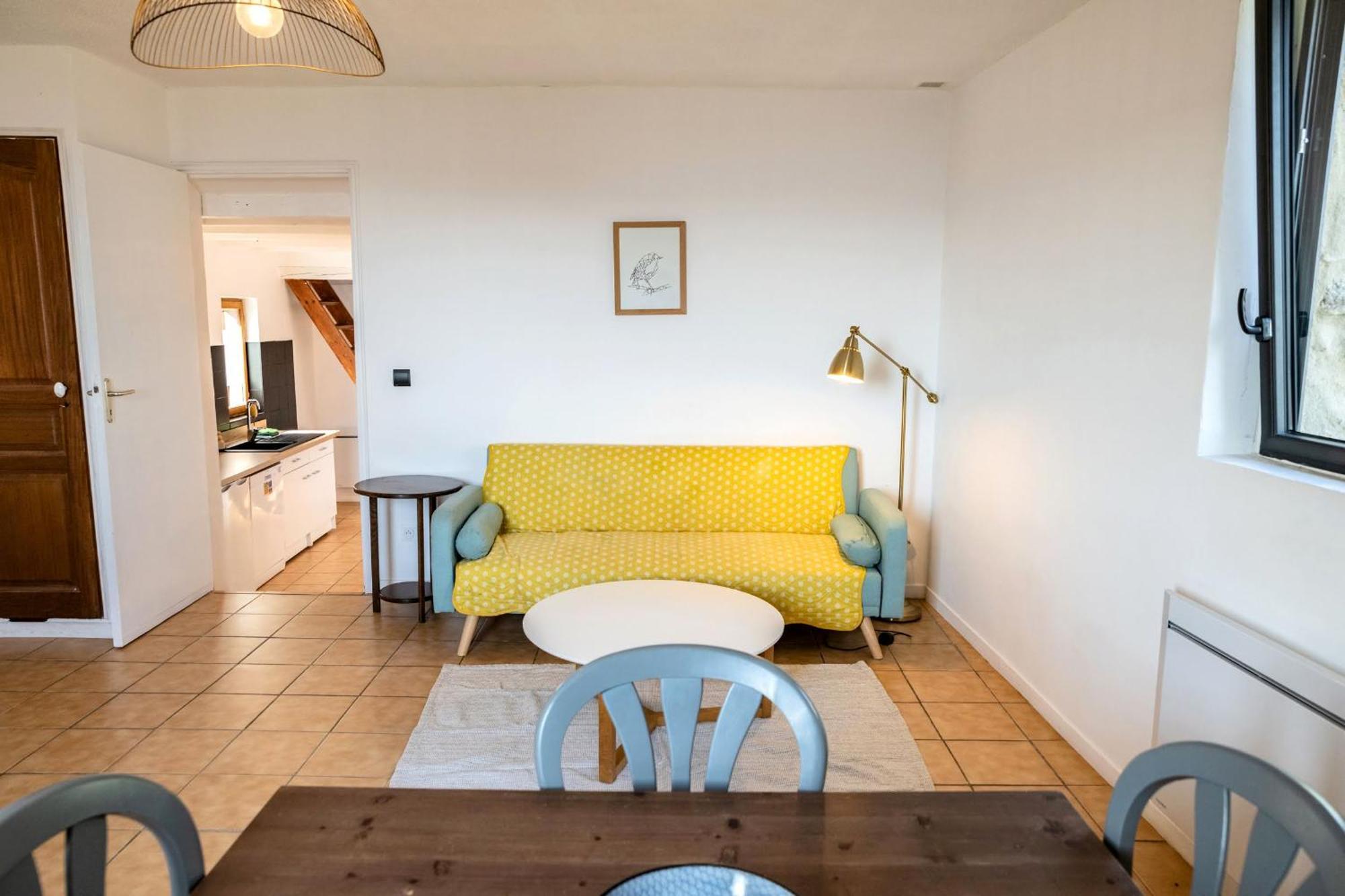 La Chataigne Perchee, Piscine Et Nature Chirols