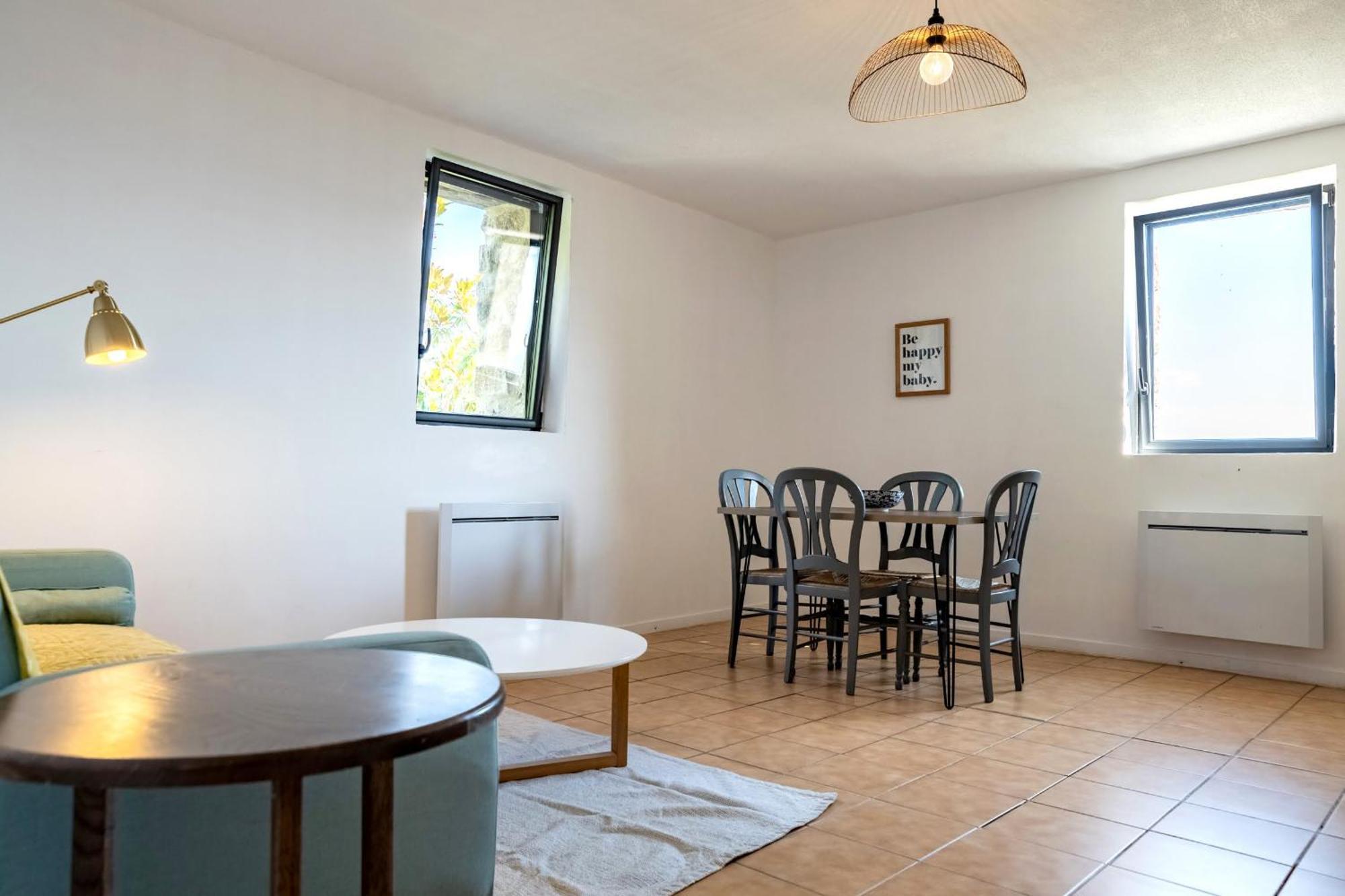 La Chataigne Perchee, Piscine Et Nature Apartment
