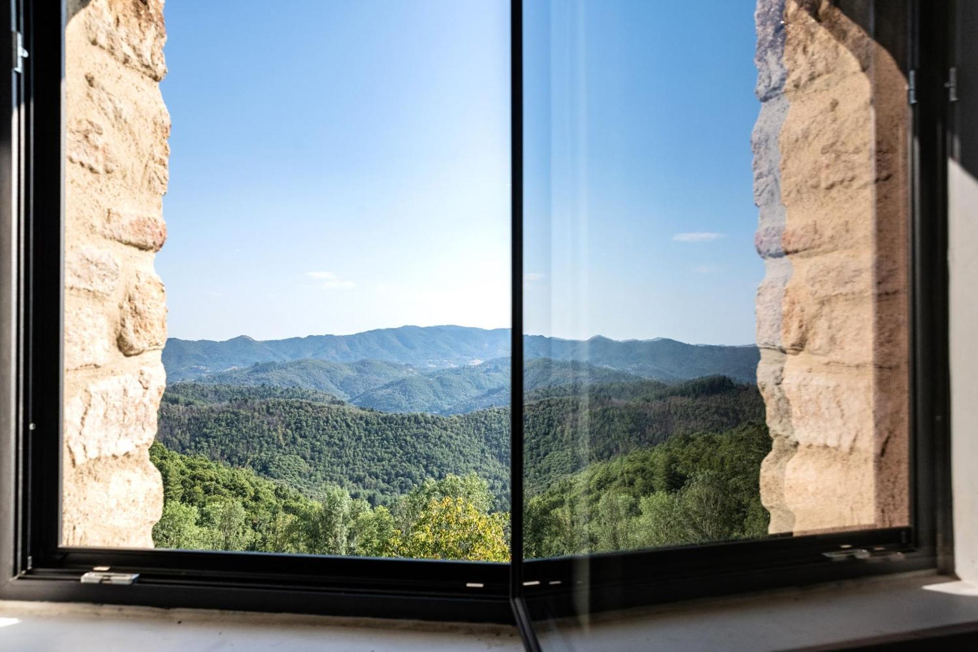 La Chataigne Perchee, Piscine Et Nature Chirols