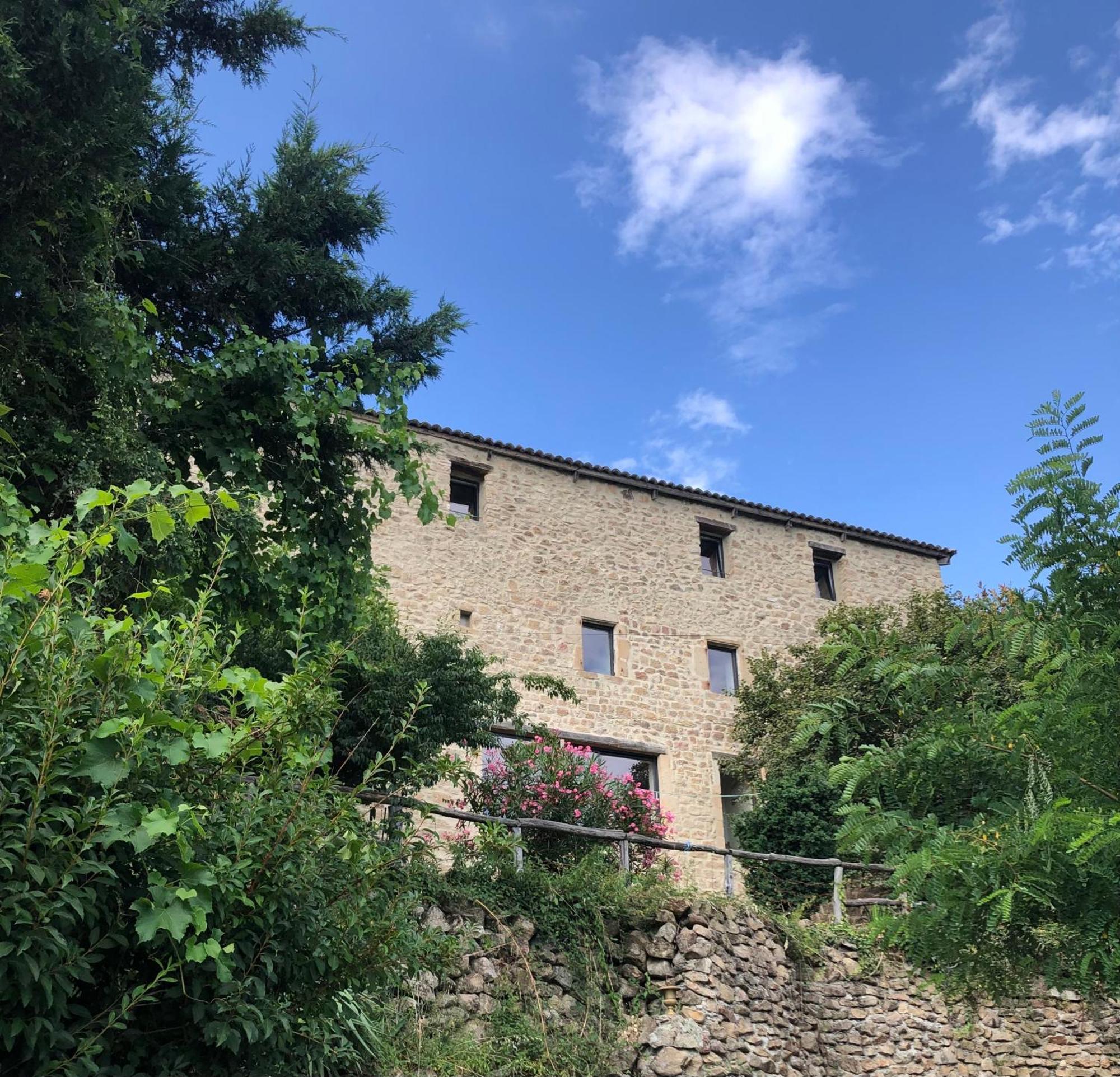 La Chataigne Perchee, Piscine Et Nature * Chirols